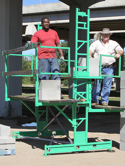 Workhorse scaffolding safety rails